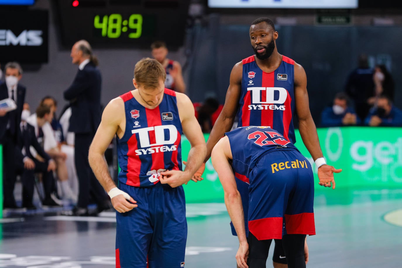 Fotos: Las mejores imágenes del Baskonia - Real Madrid