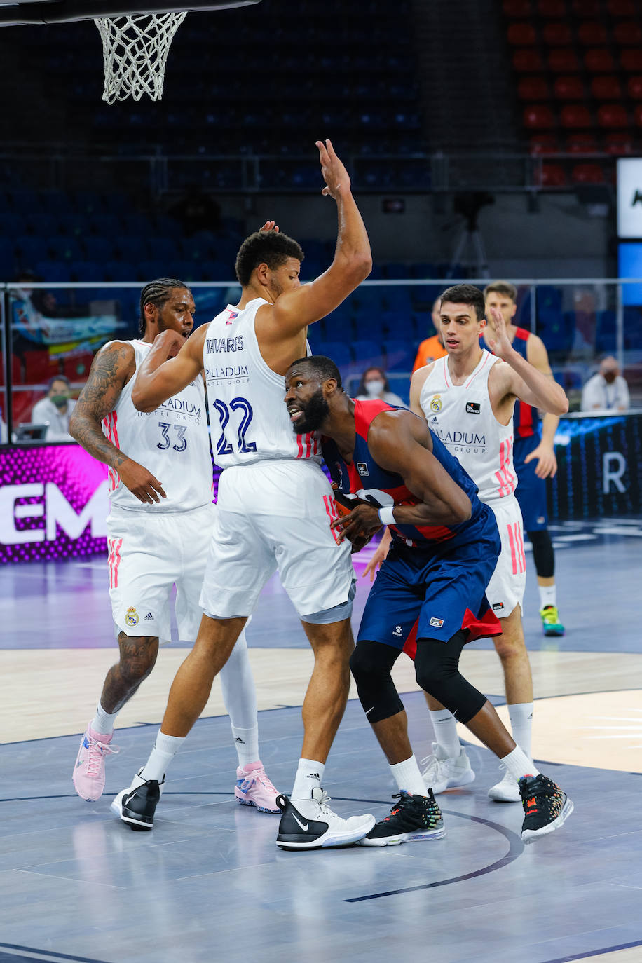 Fotos: Las mejores imágenes del Baskonia - Real Madrid