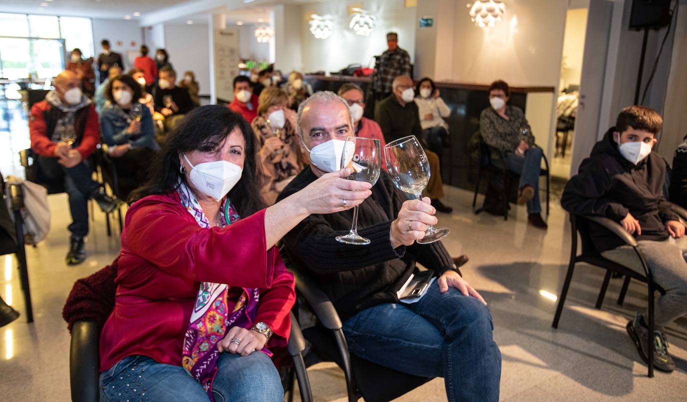 Fotos: Acto de presentación del Txakoli de Bakio