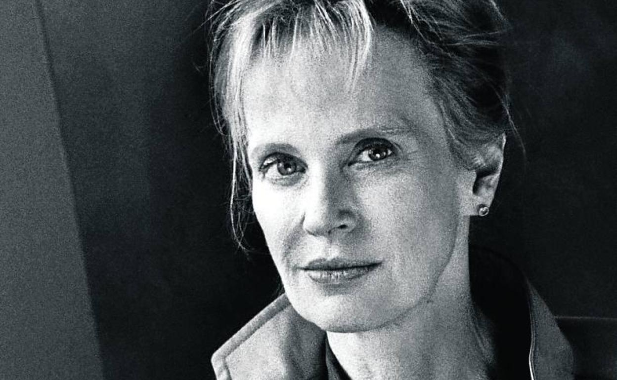 La narradora y ensayista Siri Hustvedt.