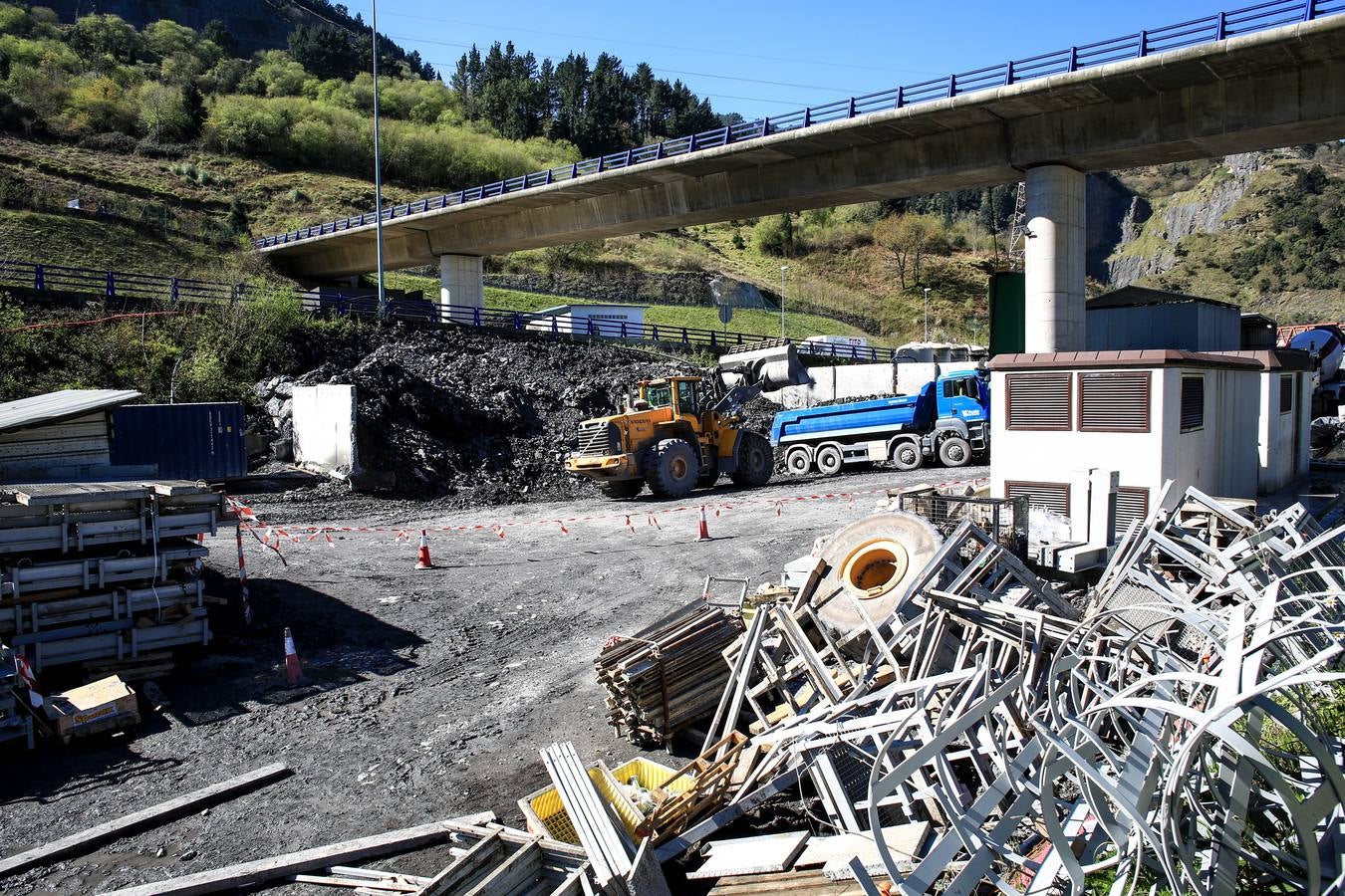 Fotos: La cantera del Peñascal será pronto un robledal