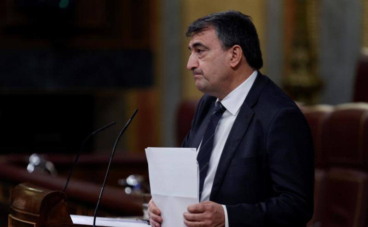 Aitor Esteban, durante el pleno del Congreso. 