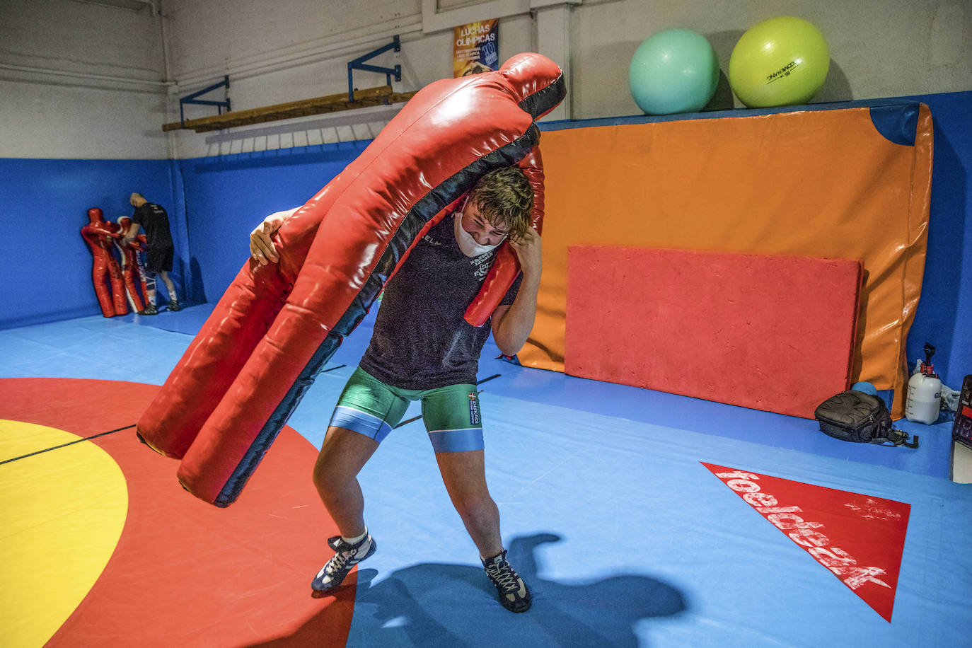 Un joven, durante un entrenamiento