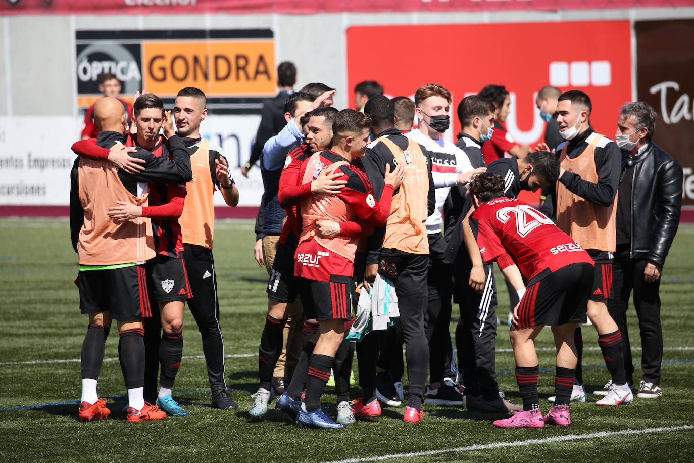 El Arenas certifica la permanencia y hunde al Portugalete