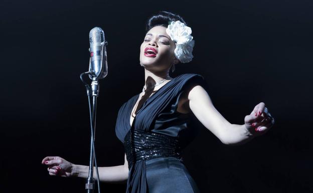 Andra Day en la piel de Billie Holiday.