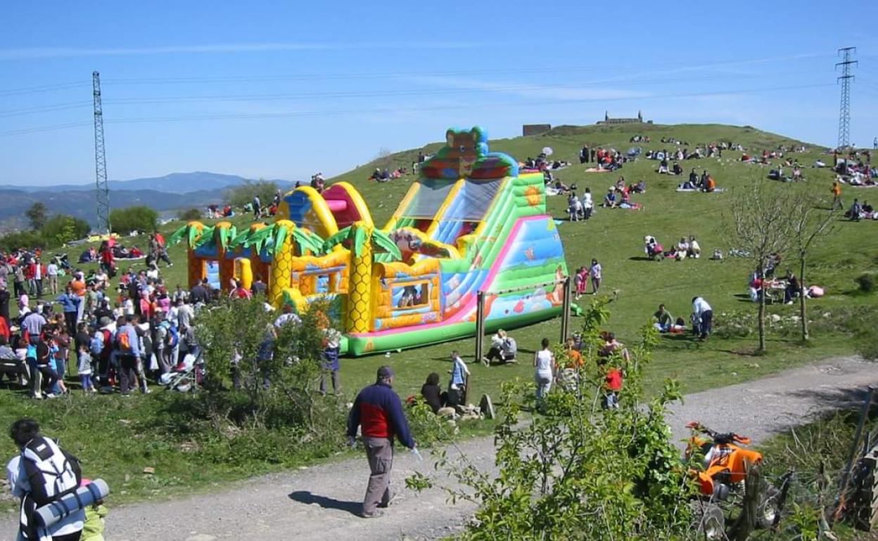 La Policía de Santurtzi controlará los accesos al monte Serantes el lunes de Pascua