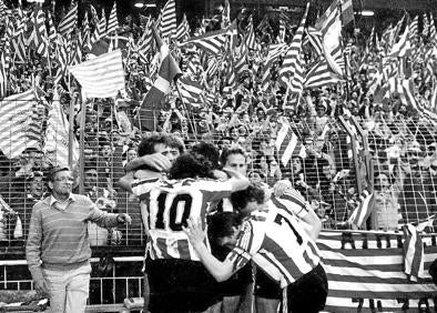 Imagen secundaria 1 - Imágenes de la última Copa de Rey lograda.