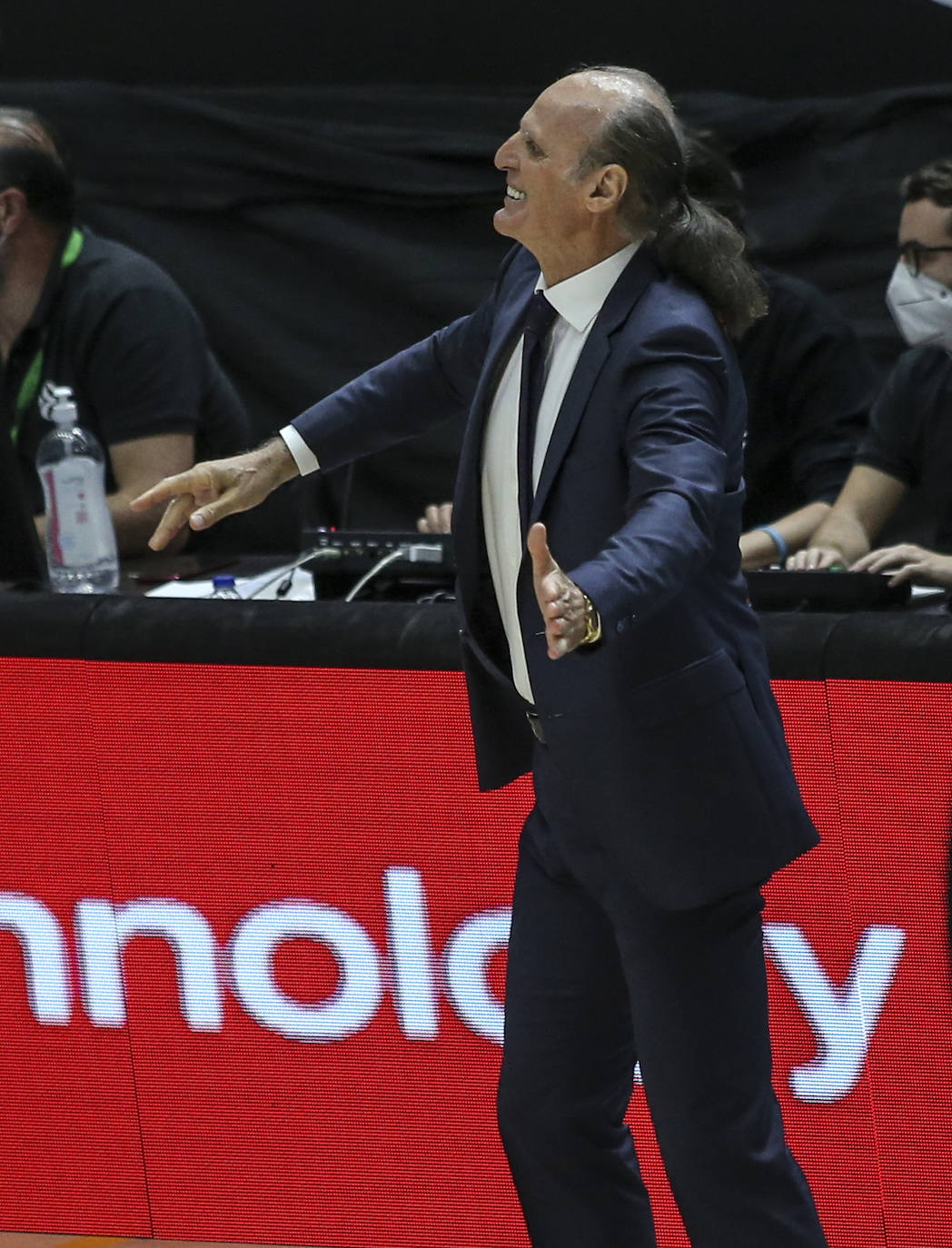 Fotos: Las mejores imágenes del Valencia Basket - Baskonia de la Euroliga