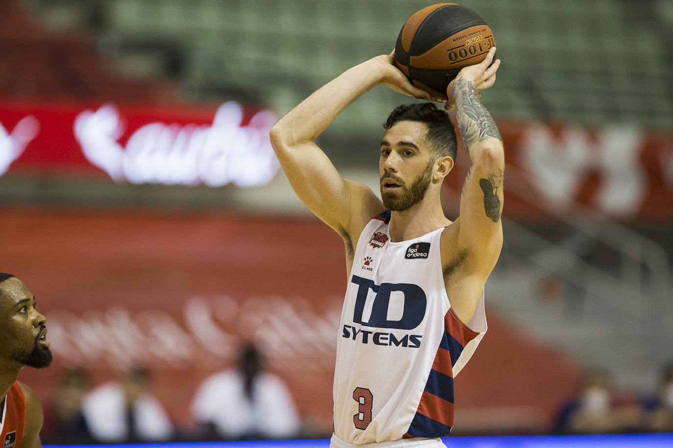 Fotos: El UCAM Murcia - Baskonia, en fotos