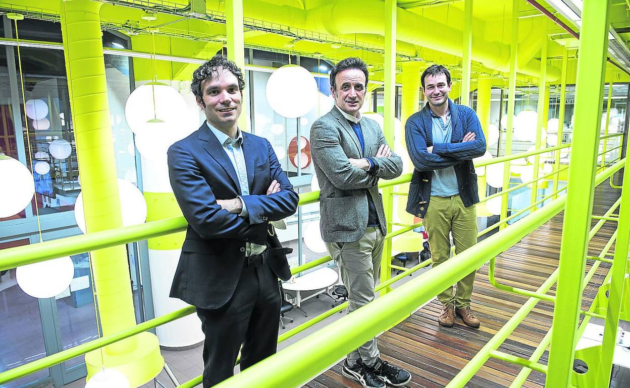 Jon Blázquez, Miguel Ramos e Ibon Mintegui, socios de AI Power. 