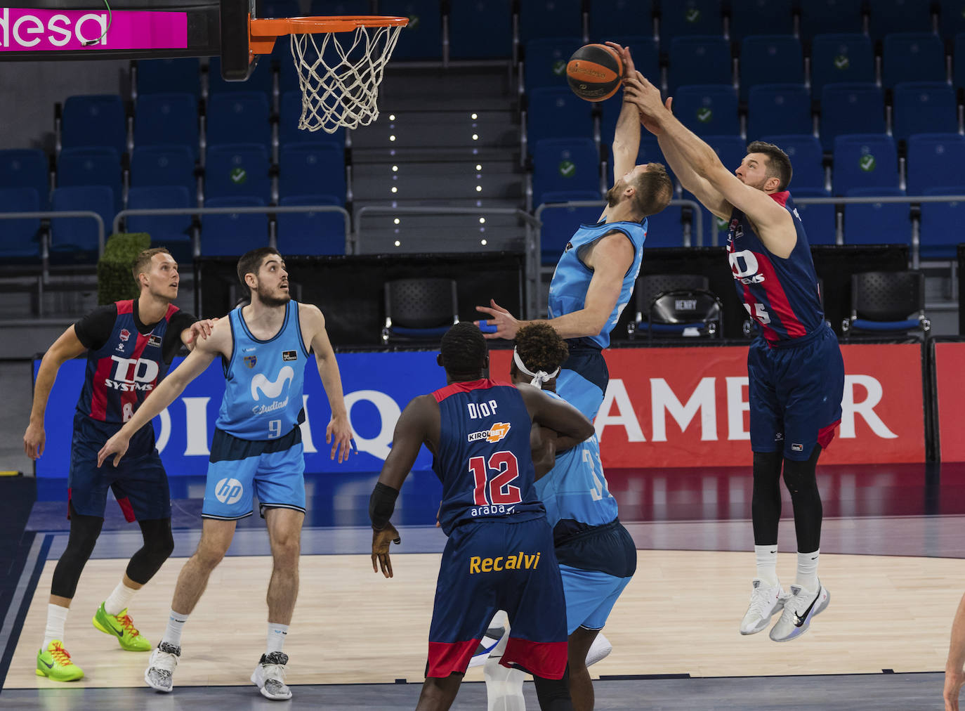 Fotos: Las mejores fotos del Baskonia - Estudiantes