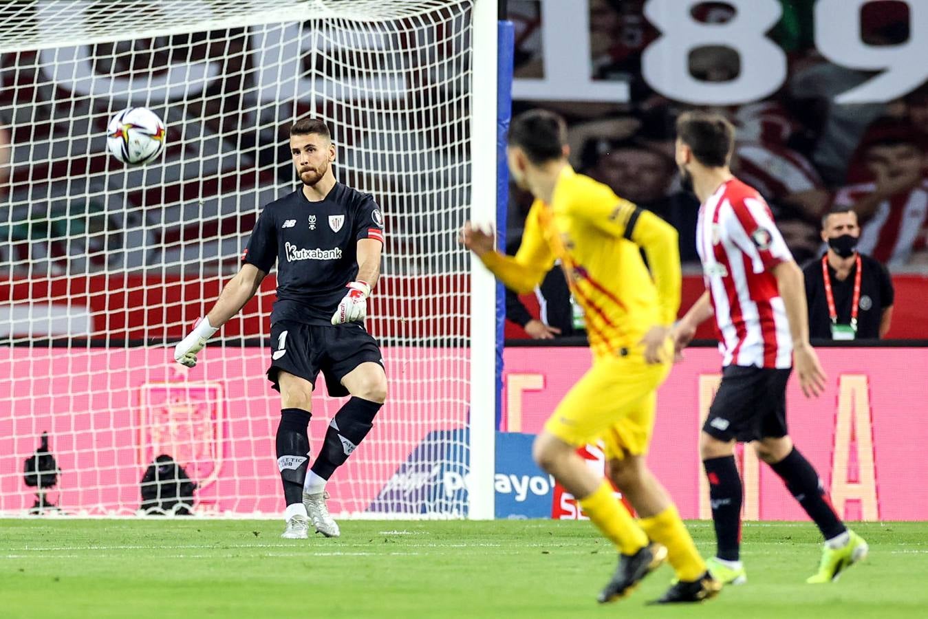 Fotos: Las mejores imágenes de la final de copa entre el Athletic y el Barcelona