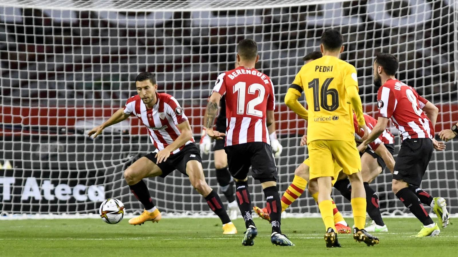 Fotos: Las mejores imágenes de la final de copa entre el Athletic y el Barcelona