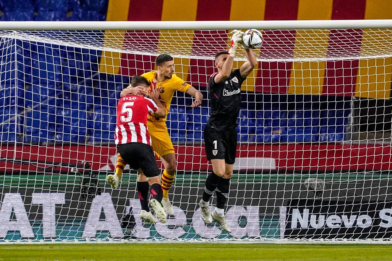 Fotos: Las mejores imágenes de la final de copa entre el Athletic y el Barcelona