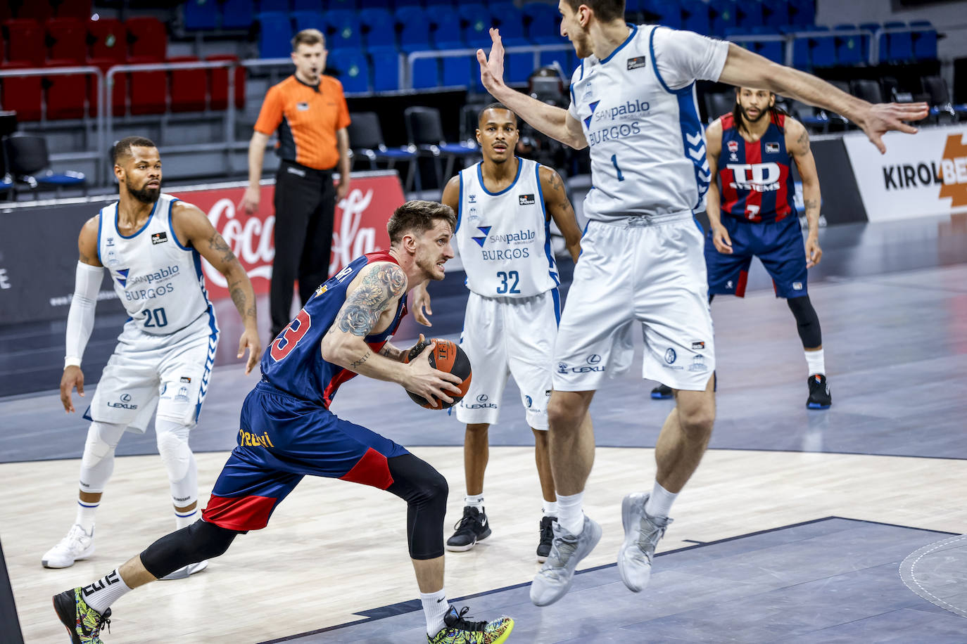 Fotos: Las mejores imágenes del Baskonia - San Pablo Burgos