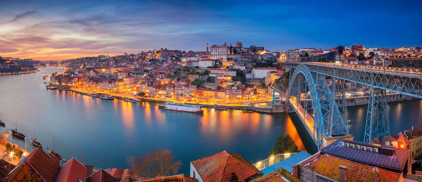 Oporto (Portugal) 