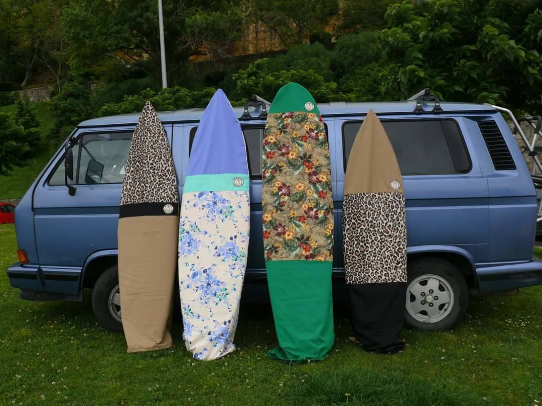 Fotos: De elaborar fundas para tablas de surf en el Puerto Viejo de Getxo a fundar su firma de bolsos artesanos