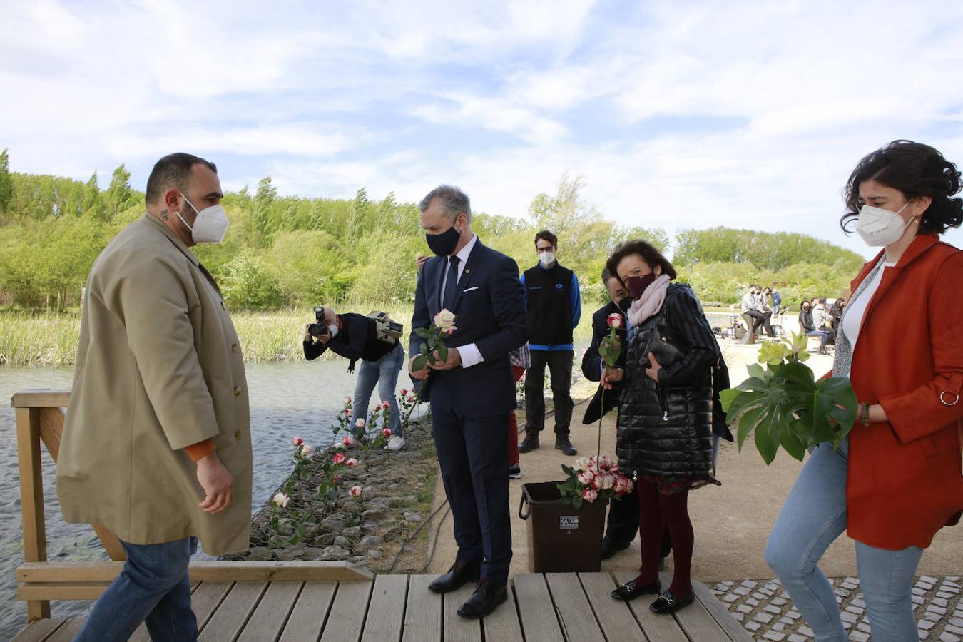 Fotos: Urkullu en el acto de homenaje a la víctimas de Covid