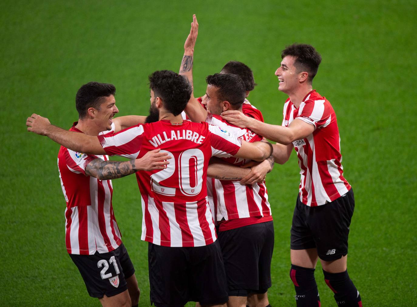 Fotos: Las mejores imágenes entre el Athletic y el Atlético de Madrid
