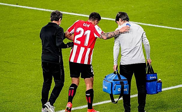 Capa será sometido a pruebas para valorar su lesión de rodilla