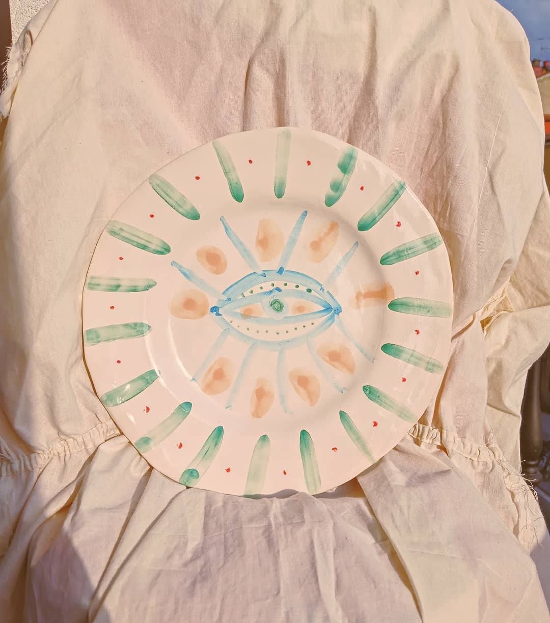 Fotos: Las piezas de cerámica únicas e inspiradas en la diversidad cultural que nacen en un taller de Vitoria