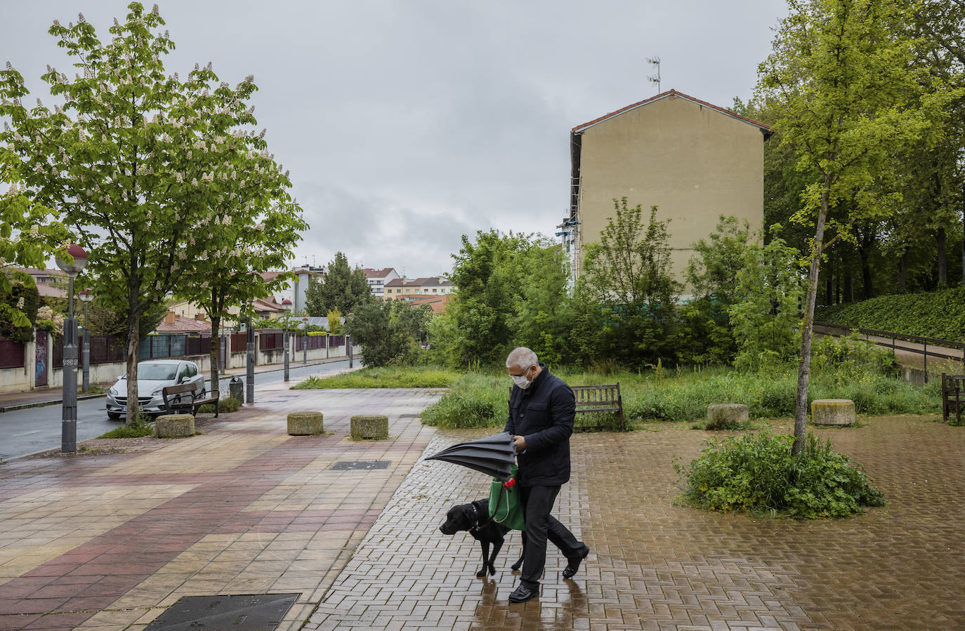 El parque de Judimendi delimita con las calles Federico Baraibar y Los Aramburu.
