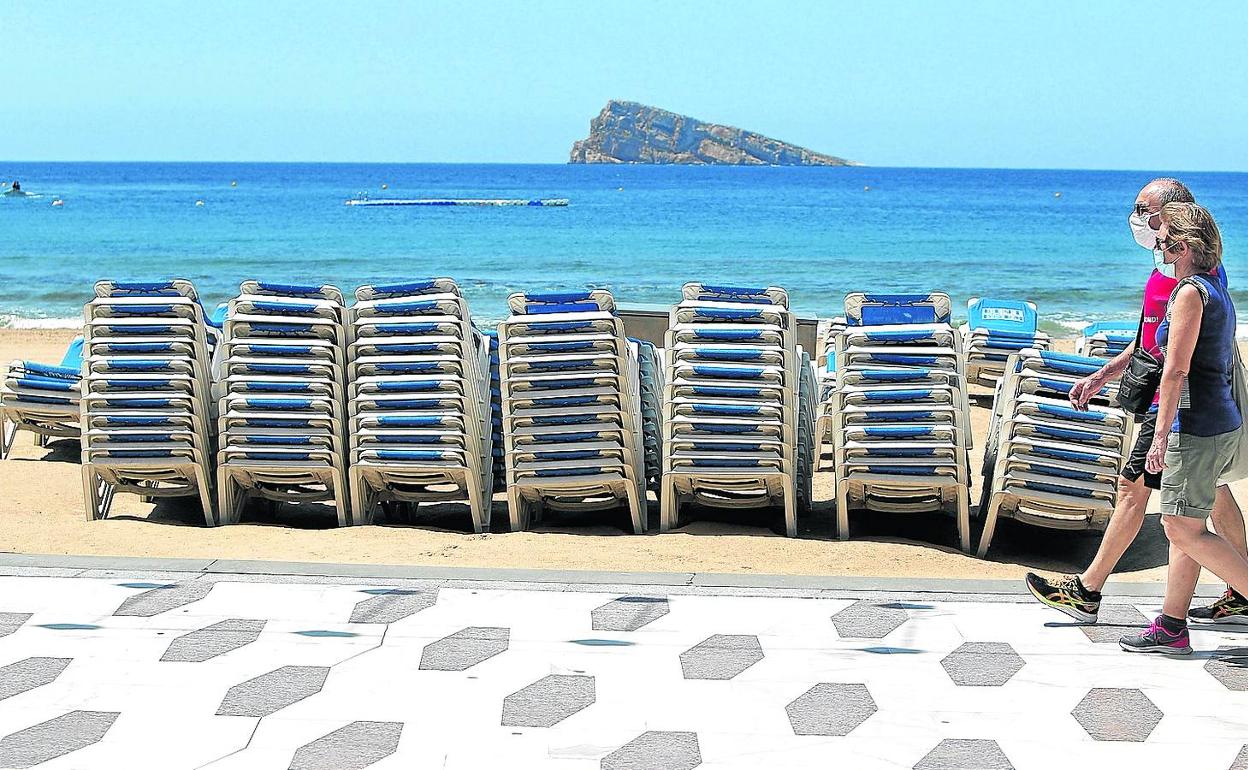 Benidorm es tradicionamente uno de los destinos más demandados entre los vascos. 