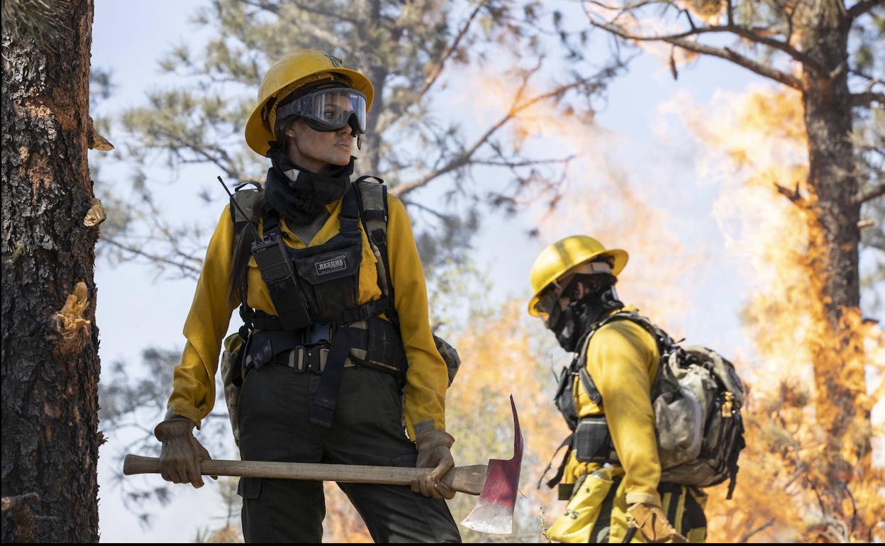Angelina Jolie, bombera forestal en 'Aquellos que desean mi muerte'.
