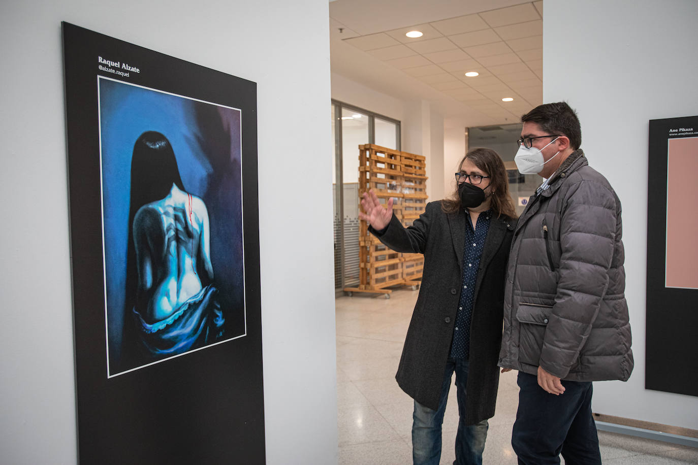 Fotos: Exposición en homenaje a los vampiros en el edificio Ensanche de Bilbao