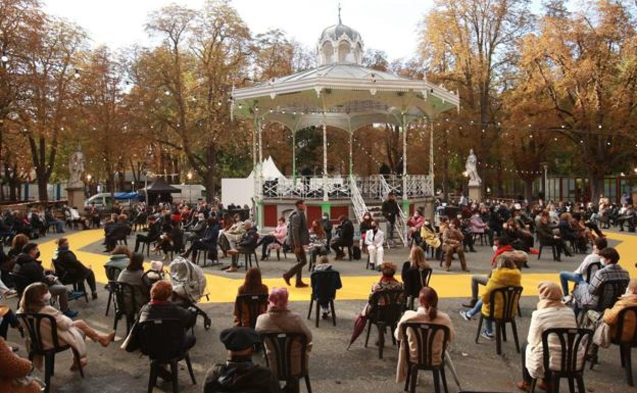 El desfile de tendencias de otoño e invierno tuvo lugar en octubre en el Parque de la Florida. 