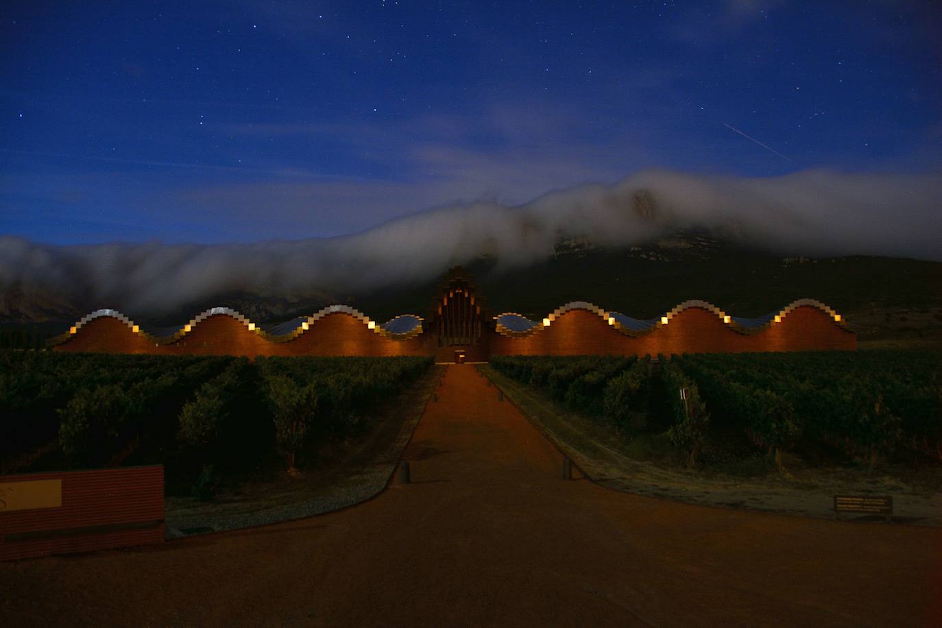 Fotos: La &#039;avalancha&#039; de nubes, un espectáculo visual en Rioja Alavesa