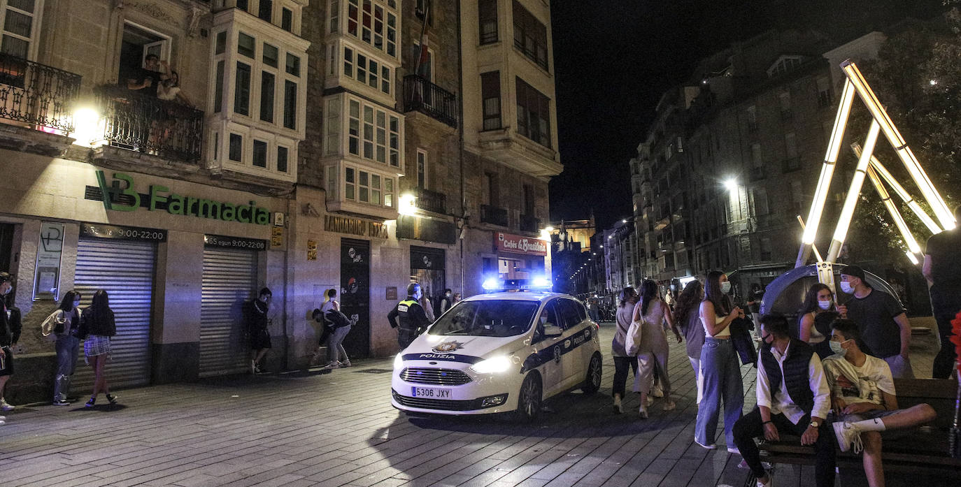 Fotos: Así ha vivido Vitoria el fin del estado de alarma