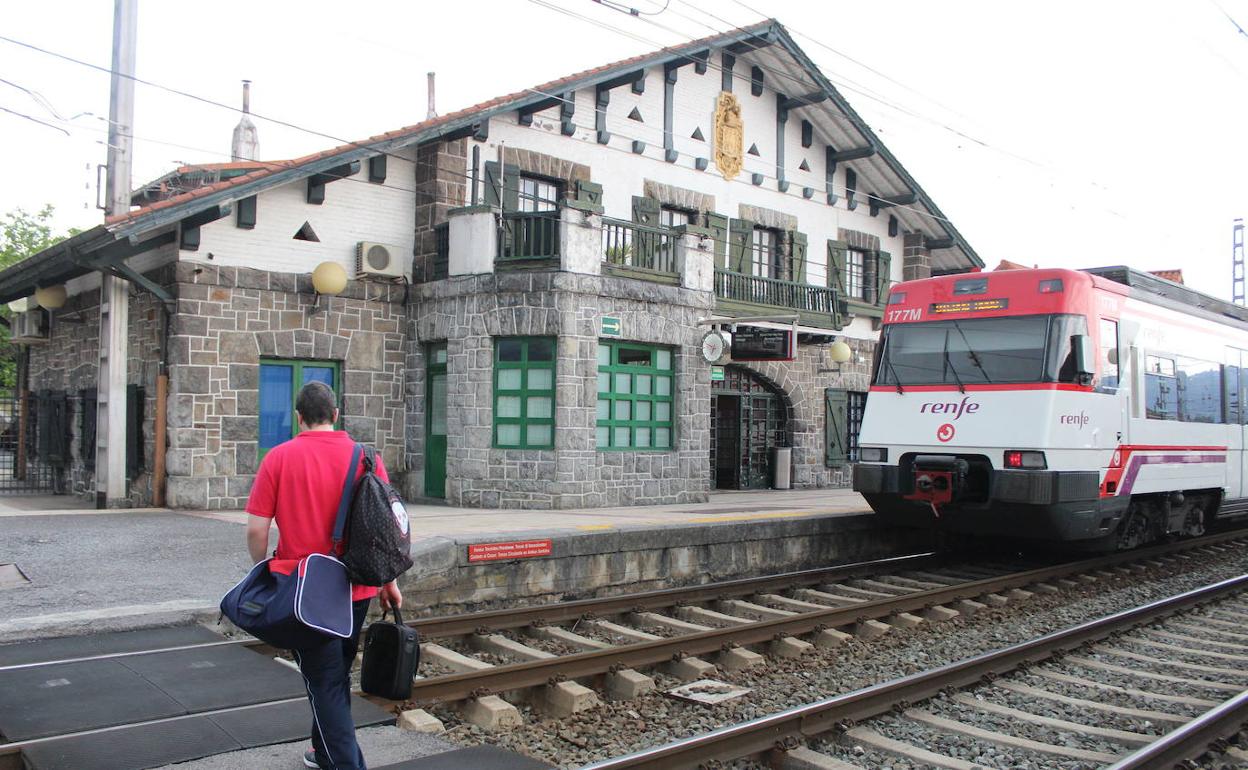 La estación de Amurrio entraña peligro para los viajeros. 