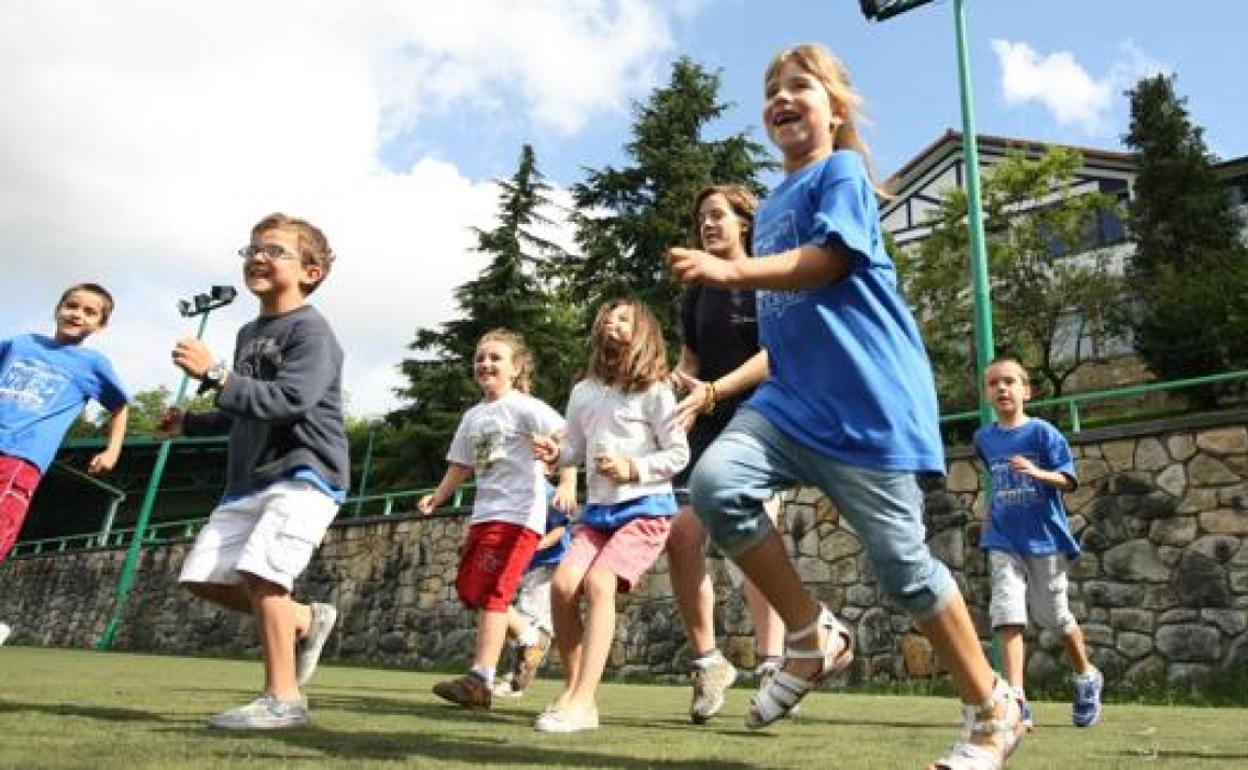 Getxo ofrece 1.000 plazas en las actividades deportivas infantiles para el verano