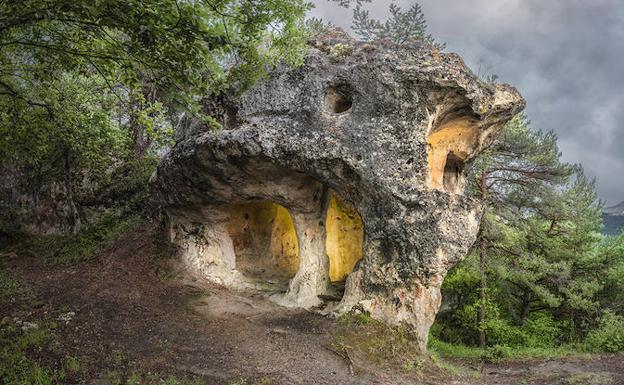 La gruta de Pinedo. 