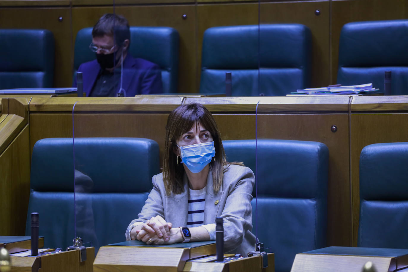 La vicelehendakari Idoia Mendia durante una sesión en el Parlamento vasco.