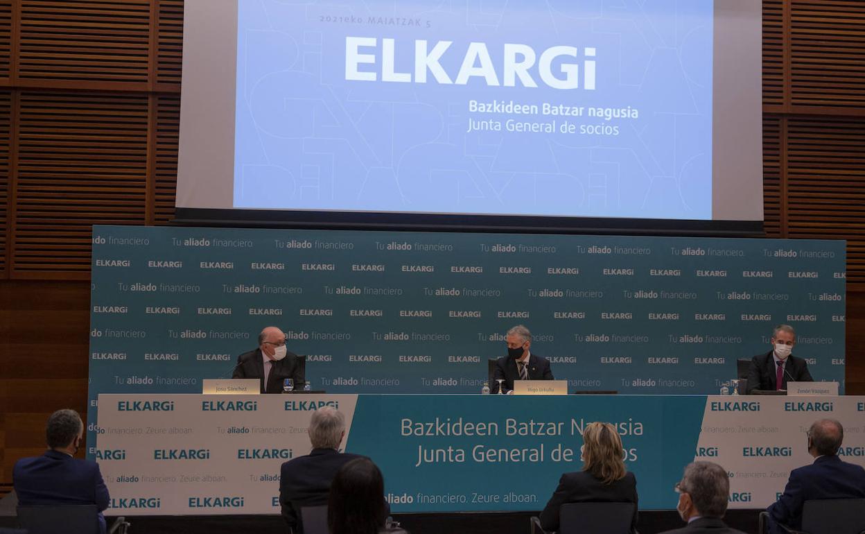 La CNMC (sin saberlo) se cuela en el futuro de Elkargi