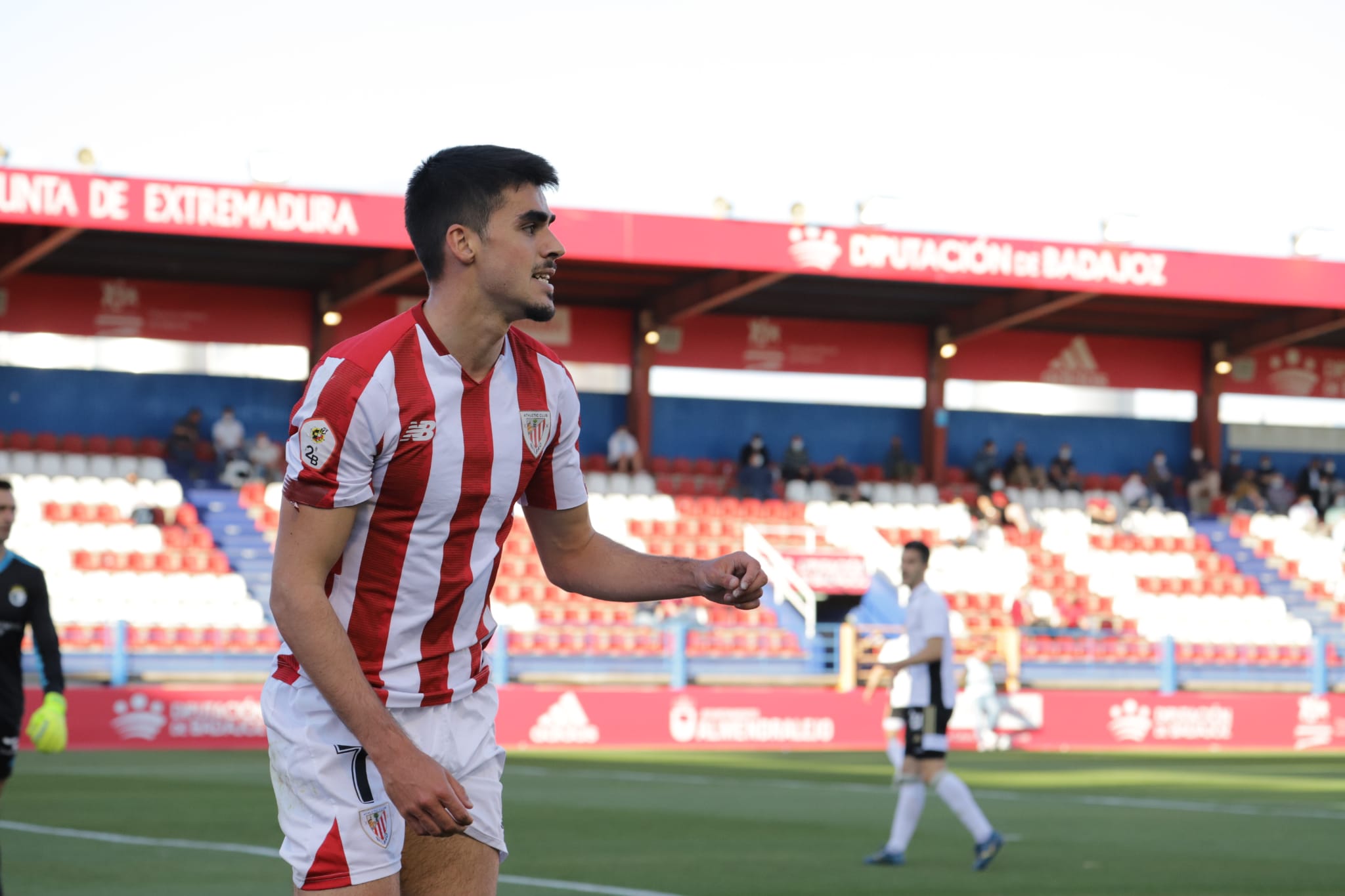 Fotos: Las mejores imágenes del Burgos- Bilbao Athletic