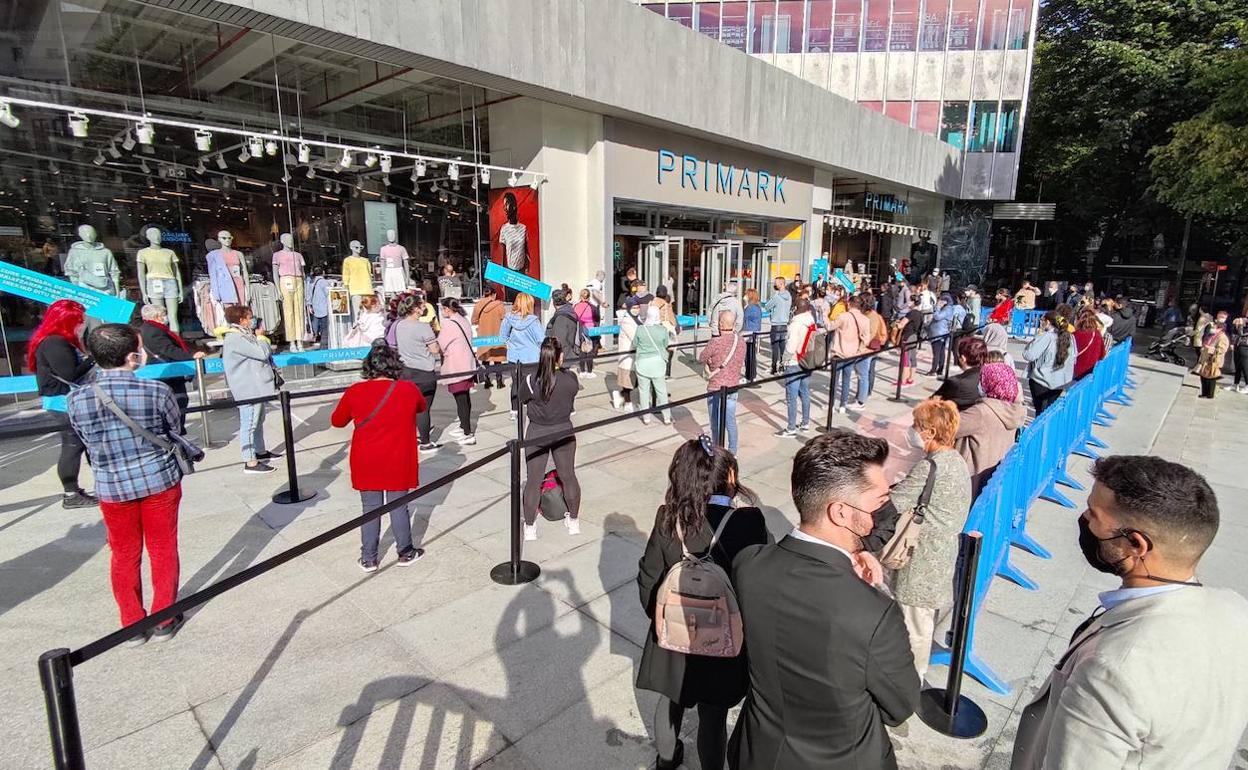 Que las colas en Primark no lleguen a 2050