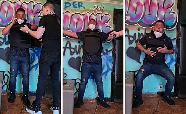 Secuencia del vídeo del disparo con el chaleco antibalas que se ha vuelto viral. 