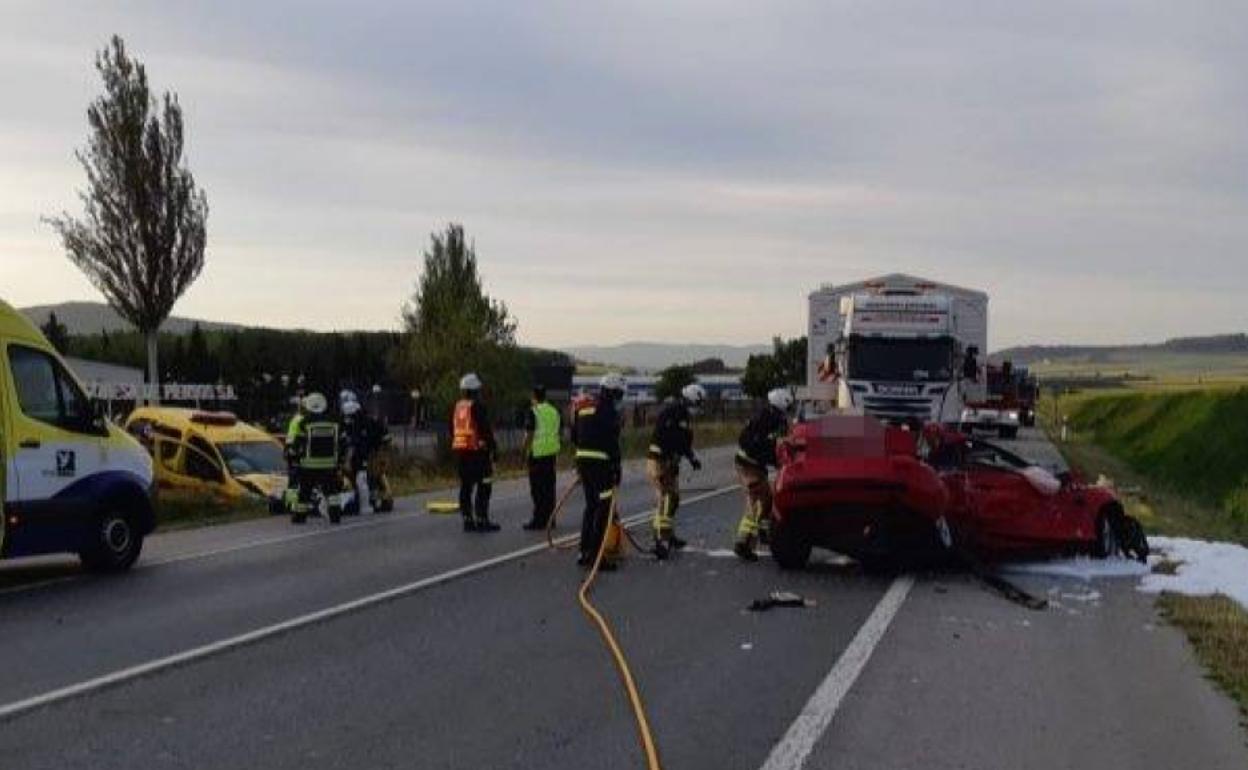 Accidente mortal en Álava: Fallece una mujer en una colisión Berantevilla y un montañero pierde la vida en Aramaio