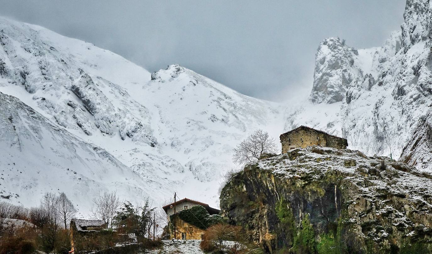 Fotos: El monumental espectáculo de la naturaleza en los Picos de Europa