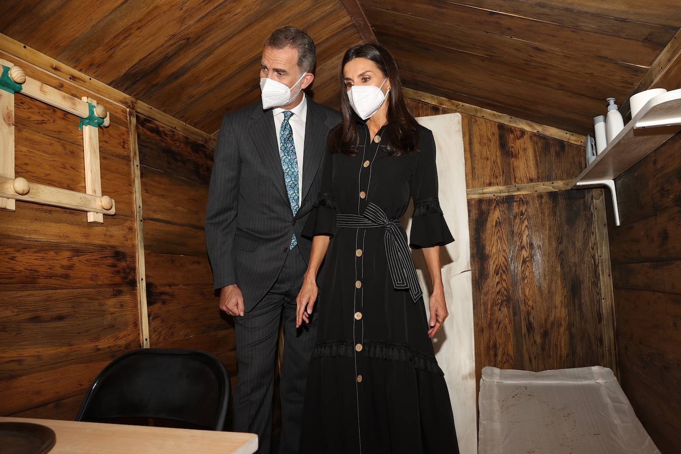 Fotos: Todas las imágenes del look de la reina Letizia en Euskadi