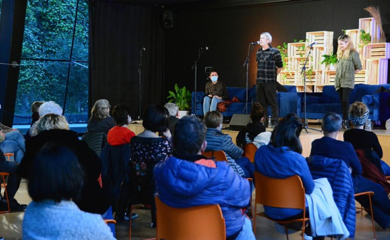 Diziplina honen xarma aurrez aurrekora bueltatzen hasia da. 