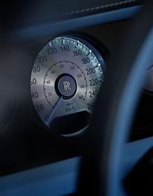 Imagen secundaria 2 - Boat Tail 2021: Rolls Royce reinventa el tuning con un exclusivo de 23 millones euros: así es el coche más caro del mundo