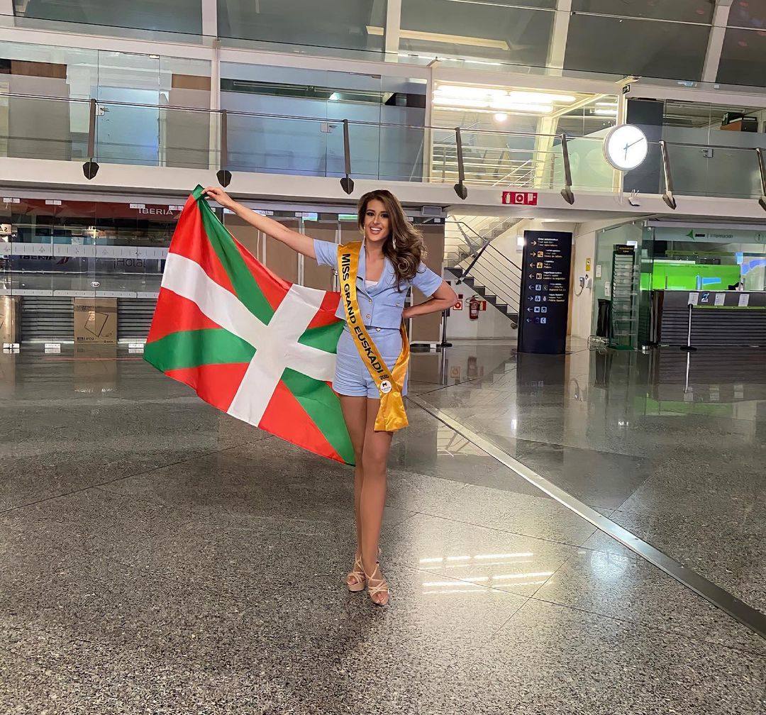Fotos: Sara Lahidalga, la estudiante de enfermería vitoriana que ha representado a Euskadi en Miss Grand Spain