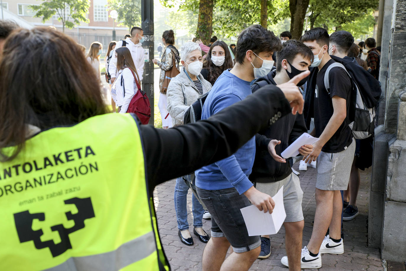 Fotos: Primera jornada de la Selectividad 2021 en Álava