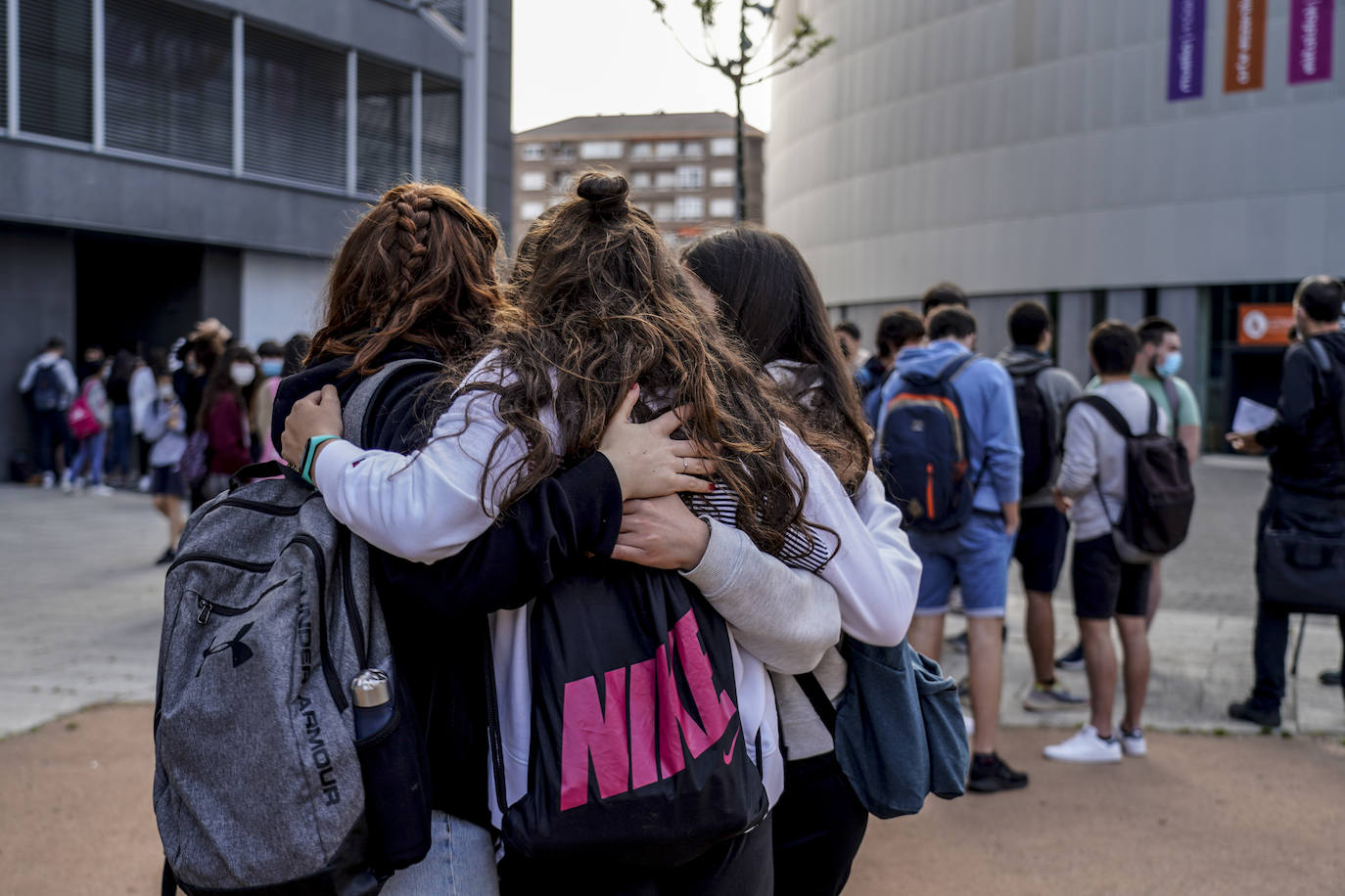 Fotos: Primera jornada de la Selectividad 2021 en Álava