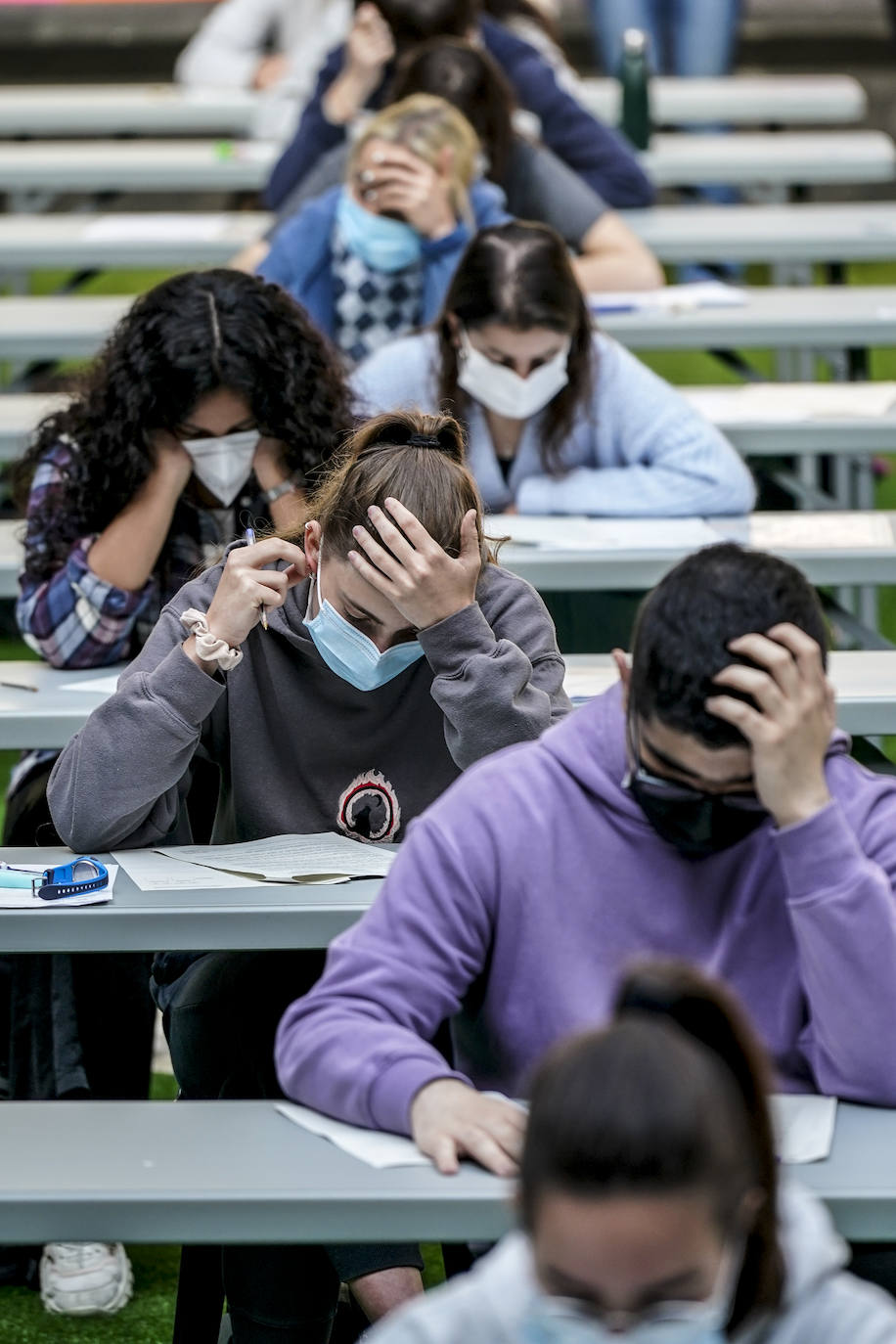 Fotos: Primera jornada de la Selectividad 2021 en Álava
