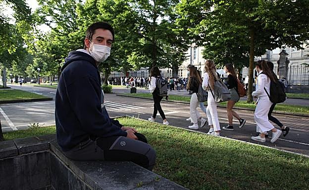 Nahum Martínez de Olcoz se presenta a varios exámenes para subir nota.